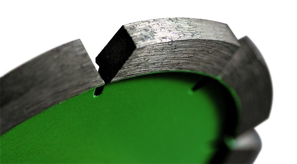 4" X. 250" V-Shaped Segmented Crack Chaser for Concrete & Asphalt